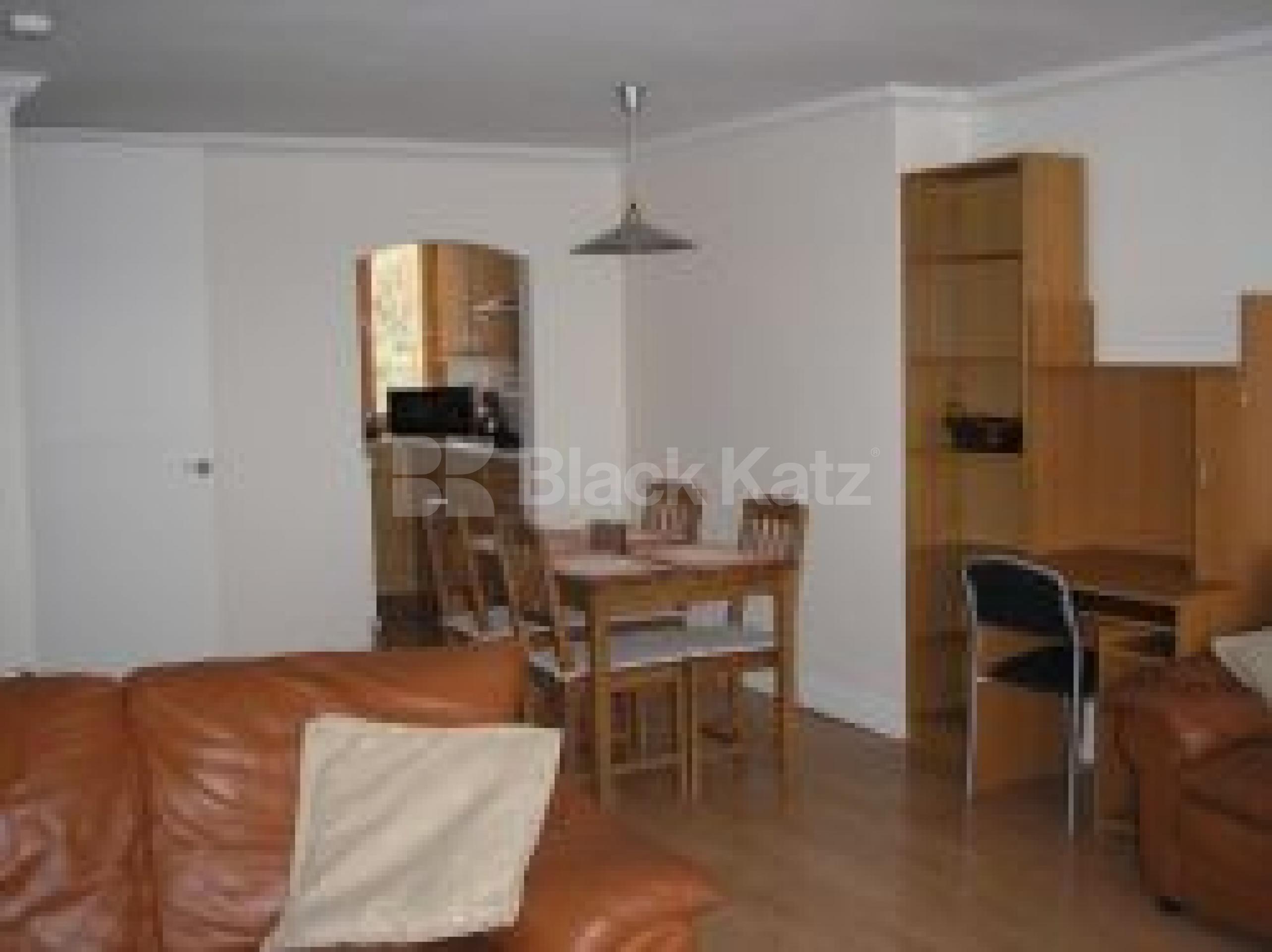 			new instruction, 2 Bedroom, 1 bath, 1 reception Flat			 Stoneleigh Terrace, Dartmouth Park / Highgate Boarders N19